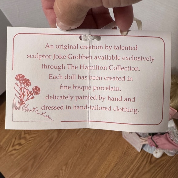 Hamilton Collection BRIANNA Porcelain Doll Designed by Joke Grobben - Picture 3 of 7